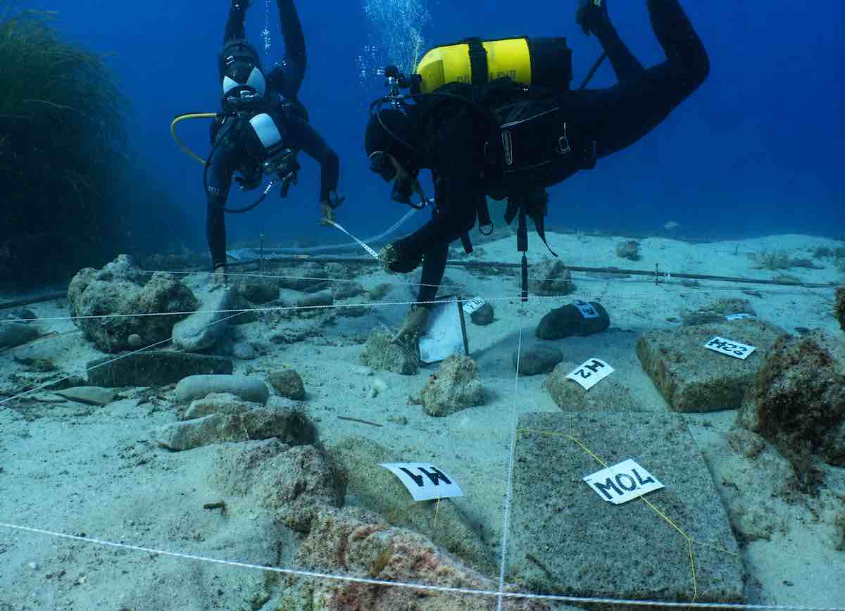 San Vito Lo Capo. Campagna di scavo archeologico subacqueo del Relitto delle macine. Foto Vincenzo Sottosanti / Archivio LIMEN