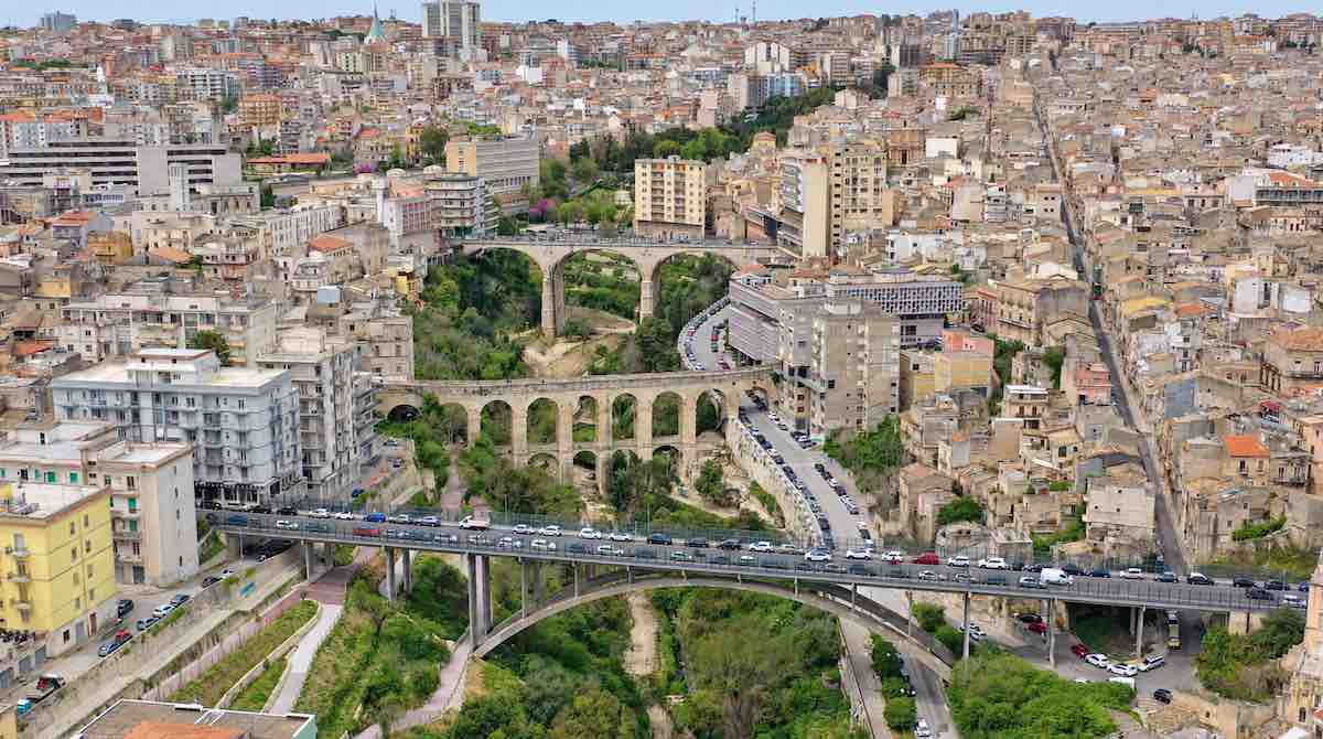 Ragusa. Il Parco Urbano di Cava Santa Domenica visto dall'alto. Foto V. Sottosanti / Archivio LIMEN